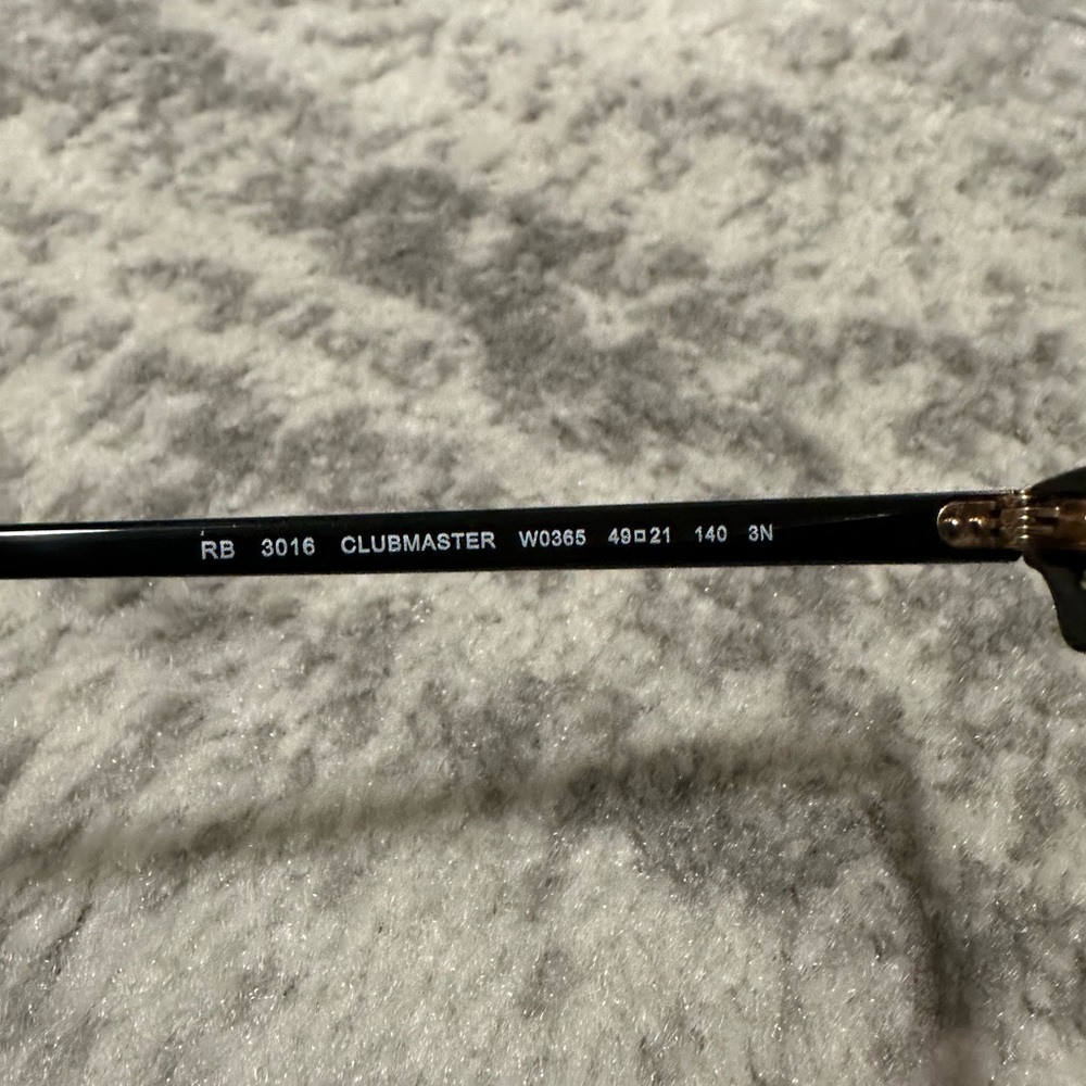Ray-Ban Clubmaster (RB3016) 49mm - Picture 6 of 6